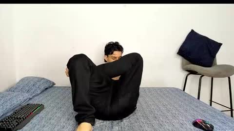 Evans collins24 online show from February 25, 11:06 pm