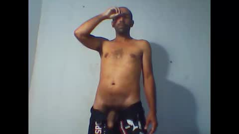 everaldosantos online show from November 25, 11:07 pm