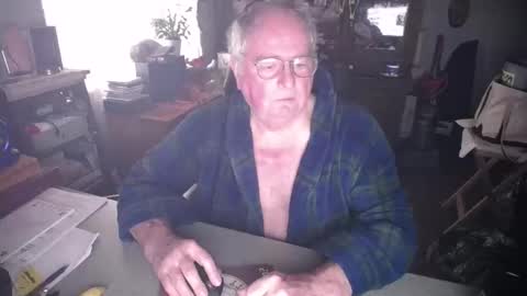 EXCEOS online show from February 22, 4:05 pm