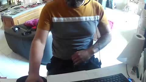 Snapshot of exibdevil chatting on September 29, 4:03 pm Gio online show from September 29, 4:03 pm