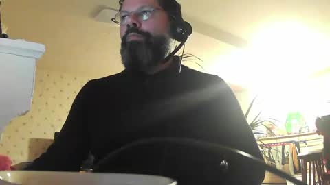 Snapshot of exibdevil chatting on December 9, 4:51 pm Gio online show from December 9, 4:51 pm