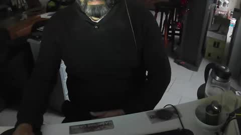 Snapshot of exibdevil chatting on January 6, 4:44 pm Gio online show from January 6, 4:44 pm