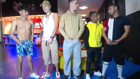 extrangers online show from March 2, 12:14 pm