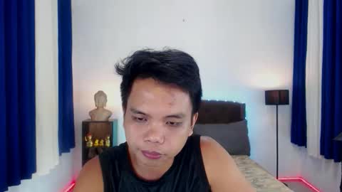 JOHNDAVE online show from October 21, 6:00 pm