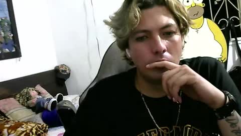 eyesgreenman online show from October 11, 5:22 am