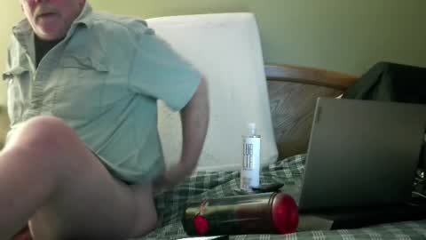 Eyeswideshut63 online show from February 12, 5:37 am