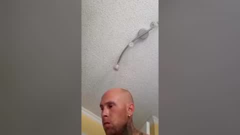 ezekielll1999 online show from August 1, 7:35 pm