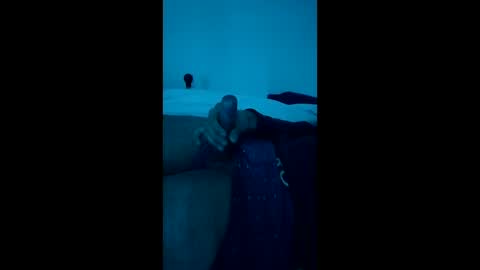 ezequiel594 online show from May 4, 4:47 am