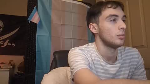 Ezra Naamah online show from December 5, 4:42 am