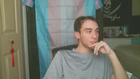 Ezra Naamah online show from December 30, 7:42 pm