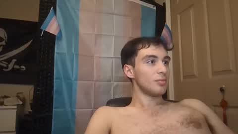 Ezra Naamah online show from December 18, 3:15 am