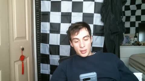 Ezra Naamah online show from January 26, 4:30 pm