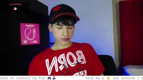Snapshot of ezra_storm chatting on September 26, 6:00 am Juan online show from September 26, 6:00 am