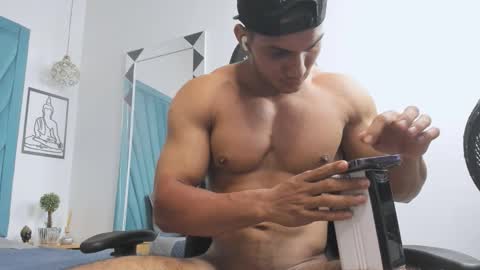 FABIO online show from October 16, 2:52 am