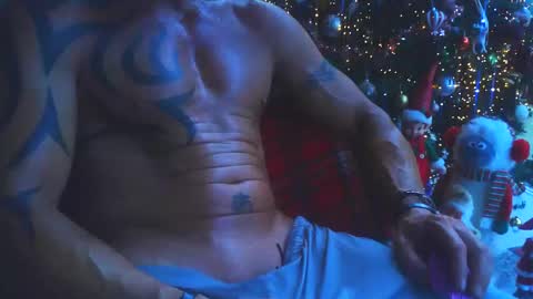 fabxxxl online show from November 17, 9:45 am