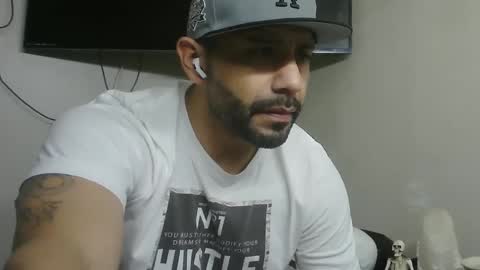 Mark online show from January 9, 8:45 am