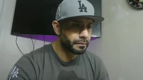 Mark online show from December 31, 8:26 am