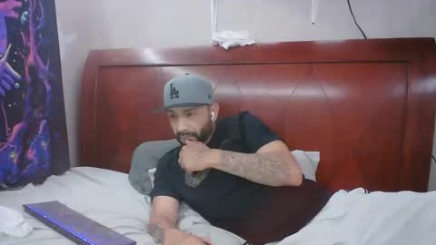 Mark online show from December 16, 9:46 am