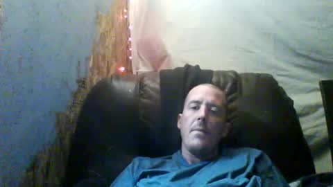 fagboy8397 online show from April 2, 4:37 pm