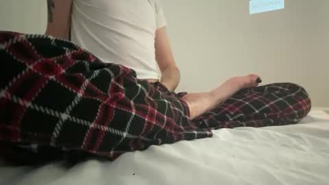 Snapshot of fakenshitbrah2 chatting on October 27, 2:25 am fakenshitbrah2 online show from October 27, 2:25 am