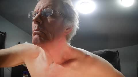 fantasyresort online show from February 13, 4:22 am