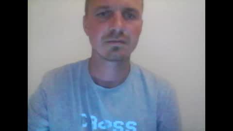 Snapshot of farafonoff chatting on September 28, 4:10 am farafonoff online show from September 28, 4:10 am