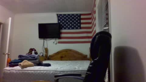 Snapshot of farmboy2398 chatting on February 11, 2:14 am farmboy2398 online show from February 11, 2:14 am