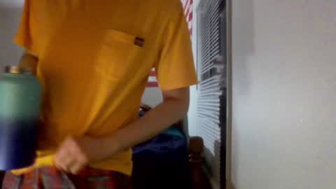 Snapshot of farmboy2398 chatting on January 17, 4:39 am farmboy2398 online show from January 17, 4:39 am