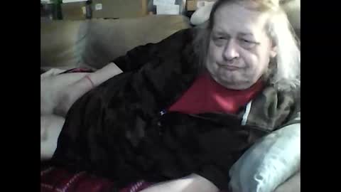 HoneyCumJuice4U online show from March 8, 6:09 am