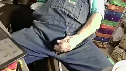 Snapshot of fatfreddythecat chatting on February 21, 9:32 pm Fred. online show from February 21, 9:32 pm