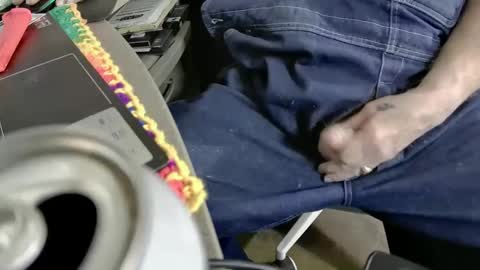 Snapshot of fatfreddythecat chatting on January 4, 6:52 am Fred. online show from January 4, 6:52 am