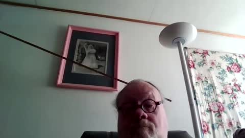 Snapshot of fatfreddythecat chatting on December 28, 6:40 pm Fred. online show from December 28, 6:40 pm