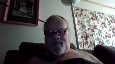 Snapshot of fatfreddythecat chatting on January 7, 6:24 pm Fred. online show from January 7, 6:24 pm