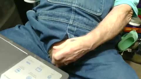 Fred. online show from November 8, 9:51 pm