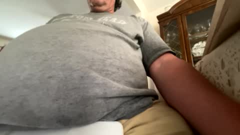 feedmyhugebelly online show from May 20, 9:32 pm