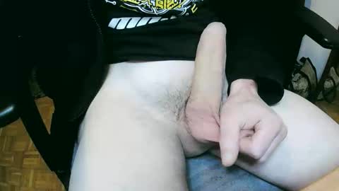 Snapshot of feetlover7878 chatting on October 8, 9:52 pm feetlover7878 online show from October 8, 9:52 pm