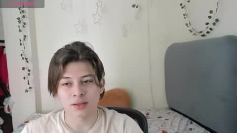 Snapshot of felix_leex chatting on October 3, 7:30 pm Felix leex online show from October 3, 7:30 pm