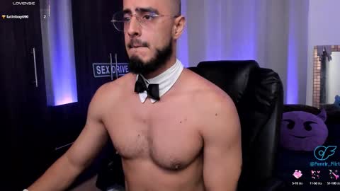 Snapshot of fenrir_flirt chatting on September 19, 12:27 pm Fenrir Flirt online show from September 19, 12:27 pm