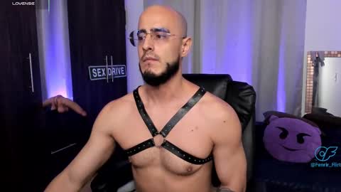 Snapshot of fenrir_flirt chatting on September 14, 12:18 pm Fenrir Flirt online show from September 14, 12:18 pm