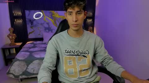 FER PHOENIX online show from March 28, 3:18 am