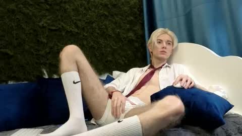 Thomas online show from November 13, 9:30 pm