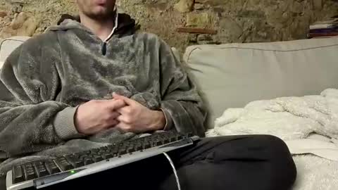 Fid online show from January 20, 9:32 pm