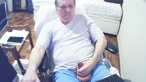 filhober online show from January 9, 1:18 am