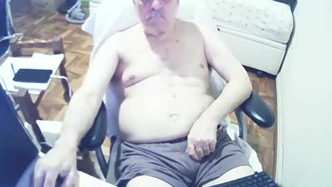 filhober online show from February 7, 2:40 am