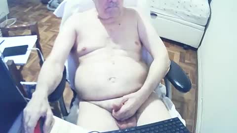 filhober online show from February 3, 12:04 am