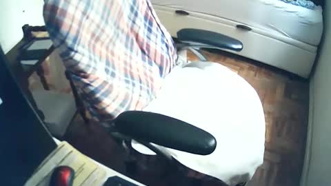 filhober online show from December 4, 3:52 pm