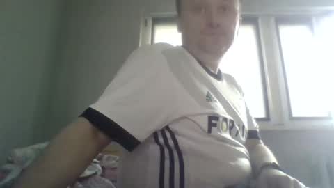 Snapshot of filipek757 chatting on October 17, 8:18 am filipek757 online show from October 17, 8:18 am