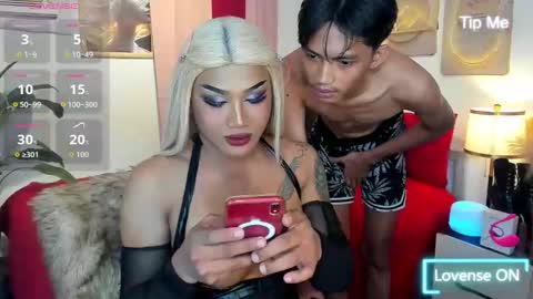 lovers online show from April 26, 3:42 pm