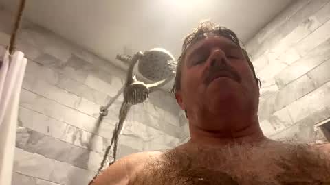 Snapshot of findmeyou68476332 chatting on January 2, 9:54 am findmeyou68476332 online show from January 2, 9:54 am