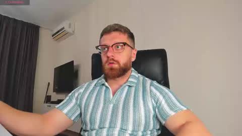 FindomGuyXXX online show from March 10, 3:18 pm